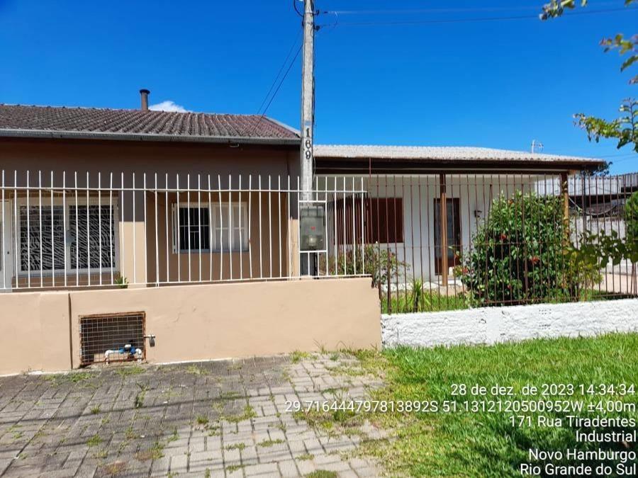 Lote 10 - CASA em Novo Hamburgo/RS ENVIE SUA PROPOSTA - Banco Santander - E175, localizado em Novo Hamburgo - RS