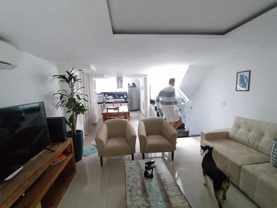 Lote 29 - CASA EM CONDOMINIO em Niterói/RJ Imóveis Residenciais - Banco Santander - E187, localizado em Niterói - RJ