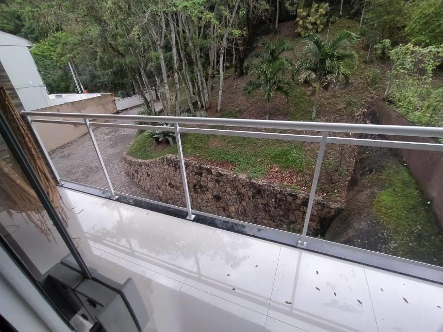 Lote 29 - CASA EM CONDOMINIO em Niterói/RJ Imóveis Residenciais - Banco Santander - E187, localizado em Niterói - RJ