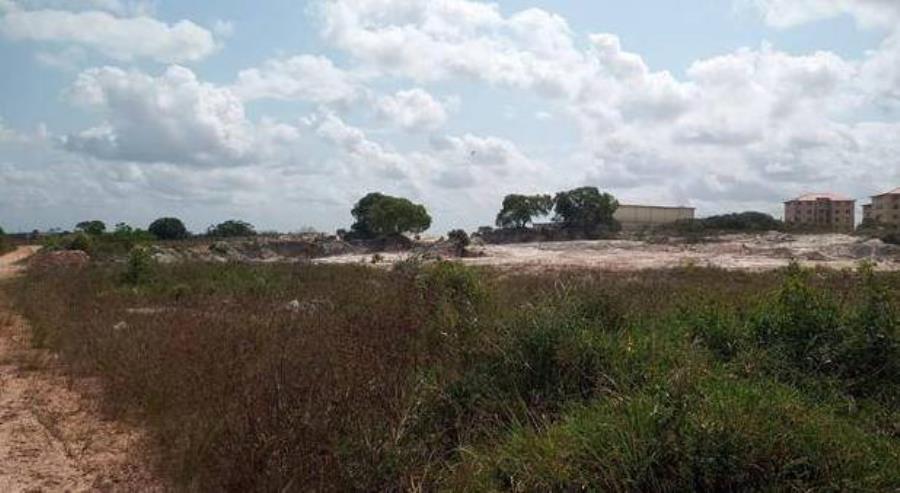 Lote 17 - Camaçari - BA - Espaço Alpha - Terreno Imóveis Comerciais - Santander - E298, localizado em Camaçari - BA