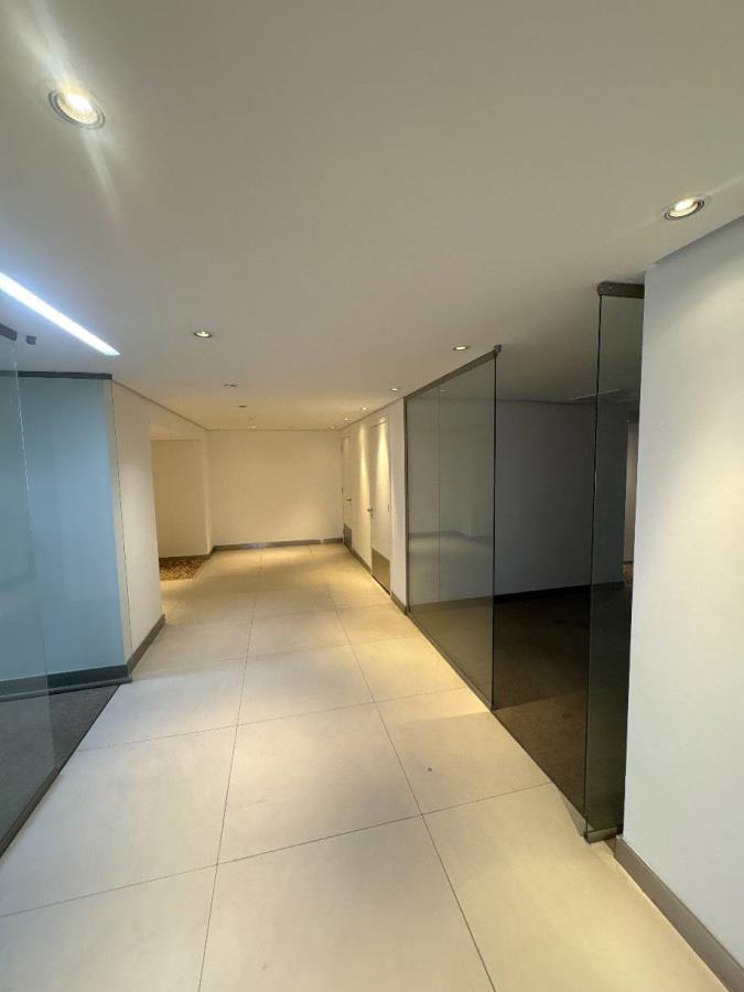 Lote 30 - Rio de Janeiro - RJ - Centro - Prédio Comercial Imóveis Comerciais - Banco Santander - E408, localizado em Rio De Janeiro - RJ, bairro Centro