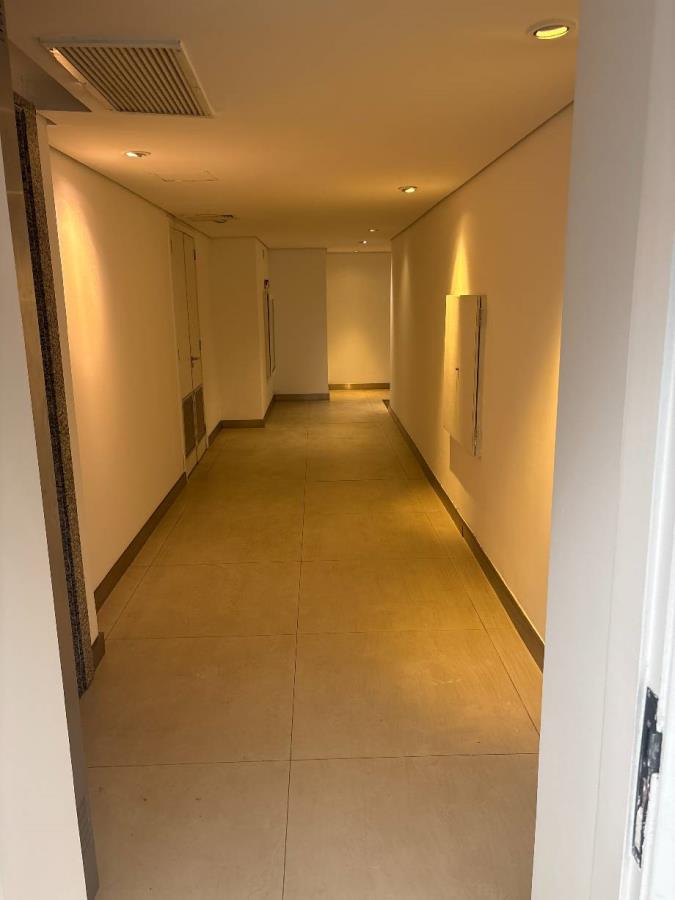 Lote 30 - Rio de Janeiro - RJ - Centro - Prédio Comercial Imóveis Comerciais - Banco Santander - E408, localizado em Rio De Janeiro - RJ, bairro Centro