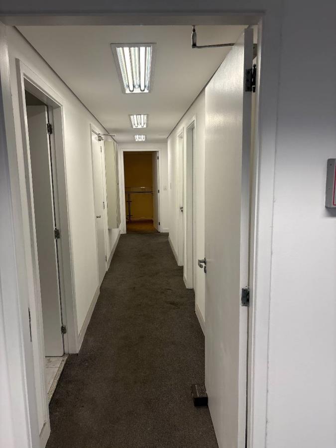 Lote 30 - Rio de Janeiro - RJ - Centro - Prédio Comercial Imóveis Comerciais - Banco Santander - E408, localizado em Rio De Janeiro - RJ, bairro Centro