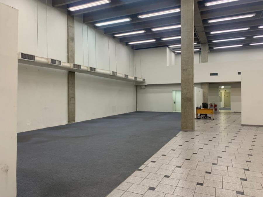 Prédio Comercial - Pq. Santos Dumont - Taboão da Serra - SP Imóvel Comercial com 1.498 m2 - Itaú - E252, localizado em Taboão Da Serra - SP