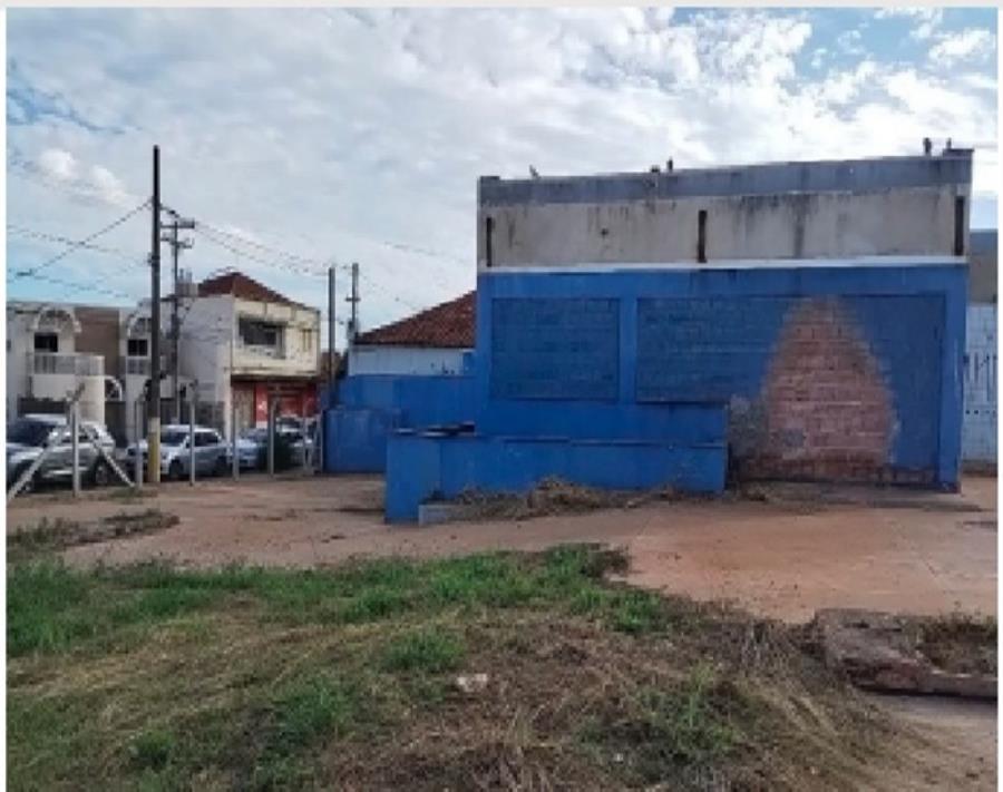 Terreno com 801 m² - Vila Xavier - Araraquara - SP Terreno com 801 m² - E229, localizado em Araraquara - SP