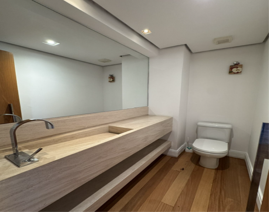 Apto. 281 - Cobertura Duplex - com 433 m2 - Santo Amaro - São Paulo - SP Apto de Cobertura - Duplex - com 433 m2 - E253, localizado em São Paulo - SP