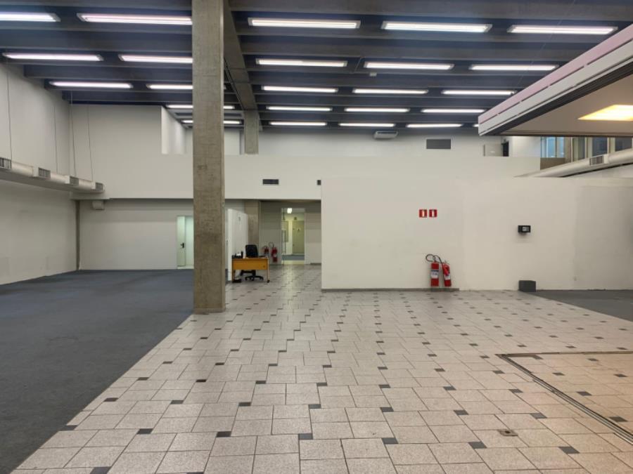 Prédio Comercial - Pq. Santos Dumont - Taboão da Serra - SP Imóvel Comercial com 1.498 m2 - Itaú - E252, localizado em Taboão Da Serra - SP