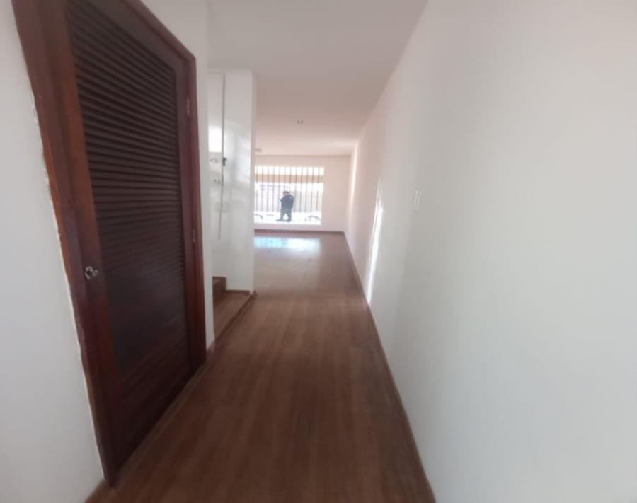Prédio Residencial/Comercial com 500m2 - São Paulo - SP - Lapa Prédio Comercial/Residencial com 500m2 - E218, localizado em São Paulo - SP
