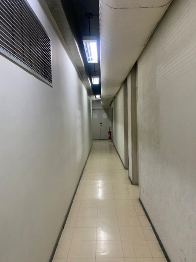 Prédio Comercial - Pq. Santos Dumont - Taboão da Serra - SP Imóvel Comercial com 1.498 m2 - Itaú - E252, localizado em Taboão Da Serra - SP