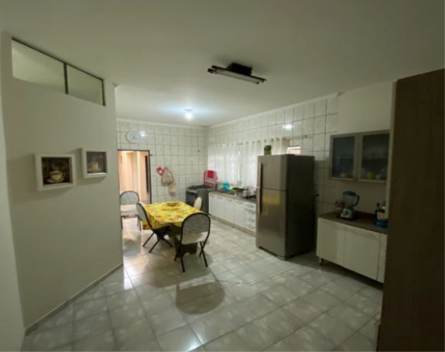 Casa com 246 m2 - Cj. Hab. Cinquentenário - Tupã - SP Casa com 246 m2 - E225, localizado em Tupã - SP