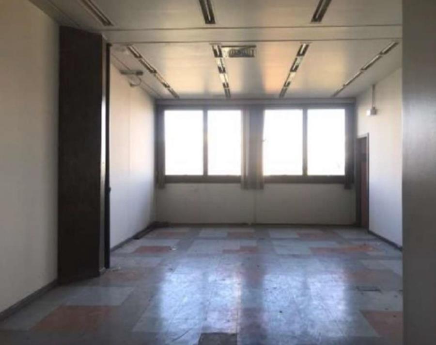 Lote 4 - Umuarama - PR - Centro - Prédio Comercial Imóveis Comerciais - Banco ITAÚ - E433, localizado em Umuarama - PR, bairro Centro