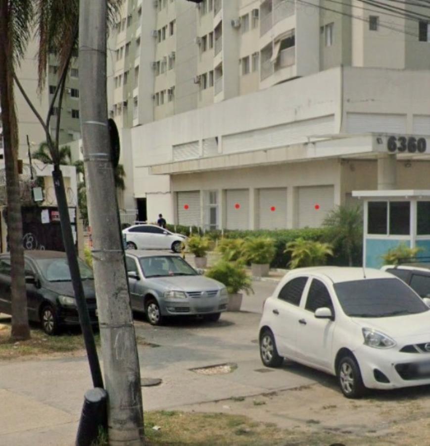 Foto de Comercial em leilão em Rio De Janeiro - RJ