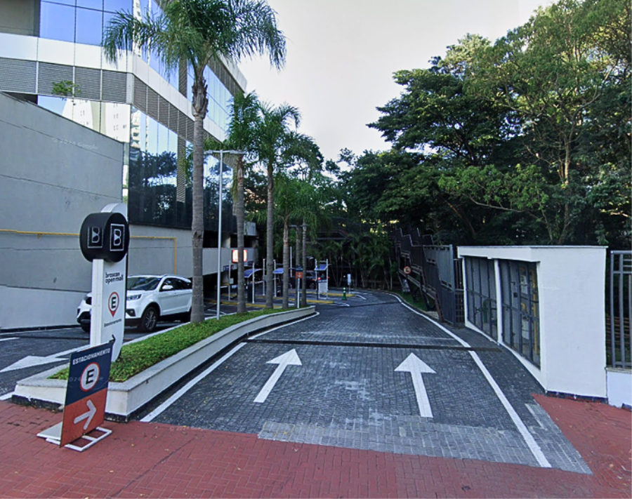 Lote 11 - Barueri - SP - Sala nº 2216 e 96 Vagas - Cond. Brascan Century Plaza Green Valley Imóveis Comerciais - E245/C, localizado em Barueri - SP