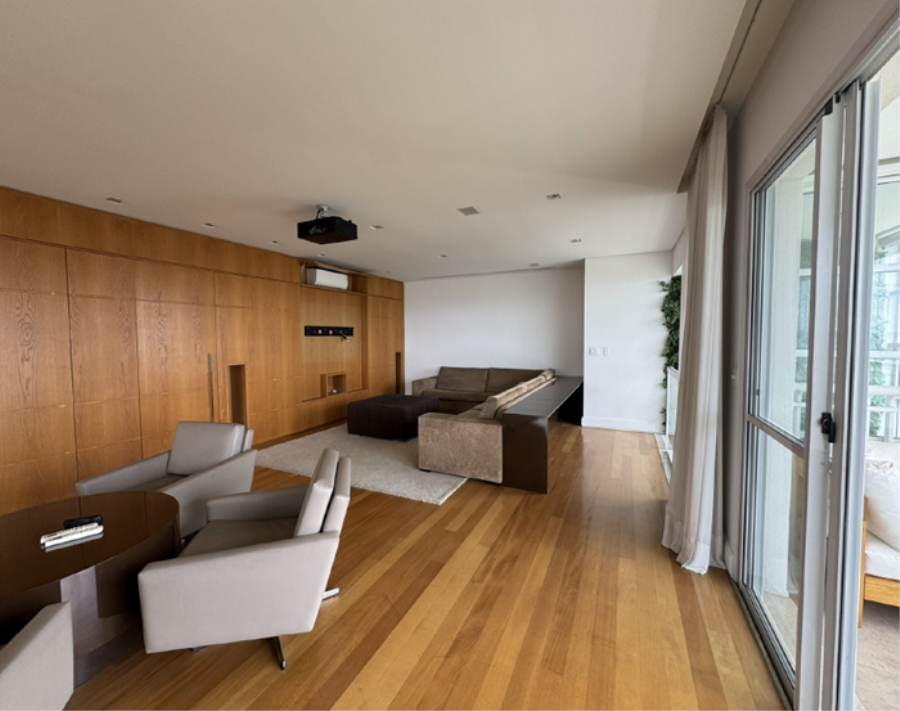 Apto. 281 - Cobertura Duplex - com 433 m2 - Santo Amaro - São Paulo - SP Apto de Cobertura - Duplex - com 433 m2 - E253, localizado em São Paulo - SP