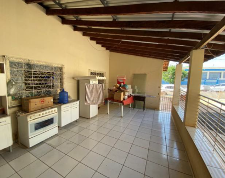 Casa com 190 m2 - Vila Peres - Pacaembu - SP Casa com 190 m2 - E239, localizado em Pacaembu - SP