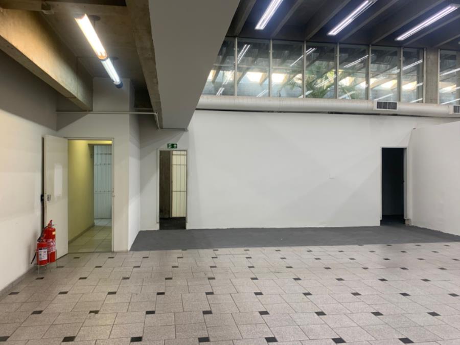 Prédio Comercial - Pq. Santos Dumont - Taboão da Serra - SP Imóvel Comercial com 1.498 m2 - Itaú - E252, localizado em Taboão Da Serra - SP