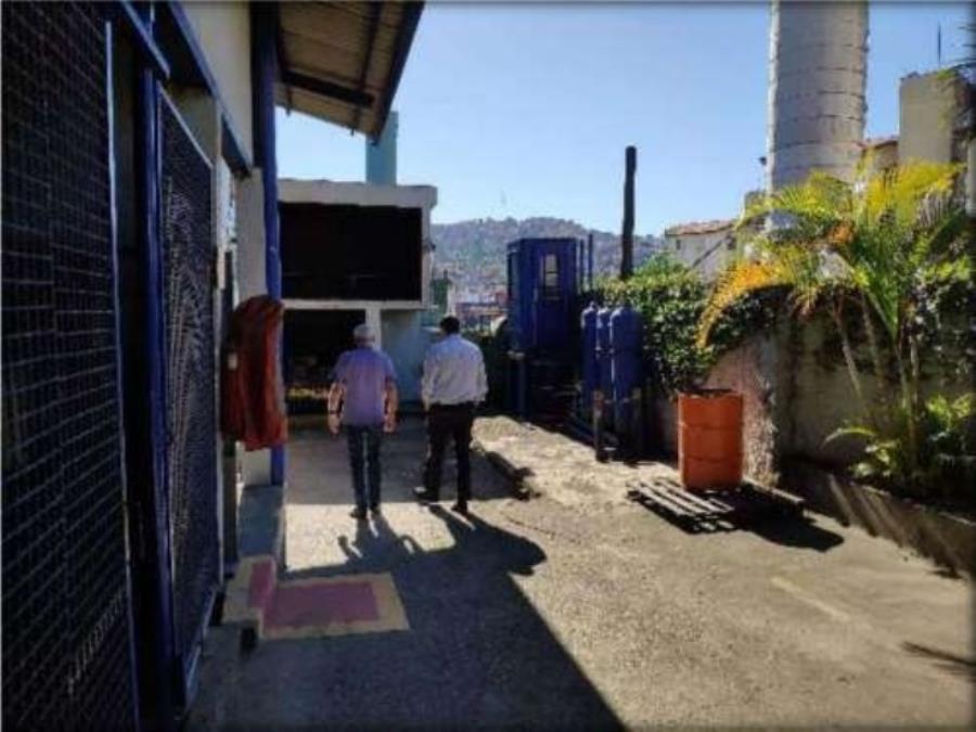 Imóvel Industrial - 1.925 m² - Ferrazópolis - SP Imóvel Industrial com 1.925 m² - SBC - SP - J061, localizado em São Bernardo Do Campo - SP, bairro Ponto Alto