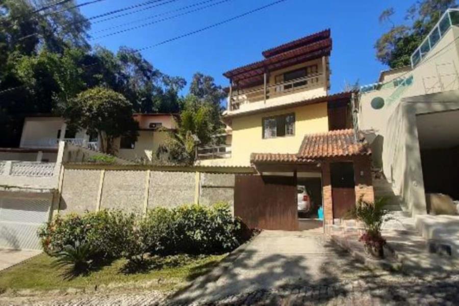 Lote 1 - Niterói - RJ - Bairro Baldeador - Casa com 258 m2 Imóveis Residenciais - E226, localizado em Niterói - RJ