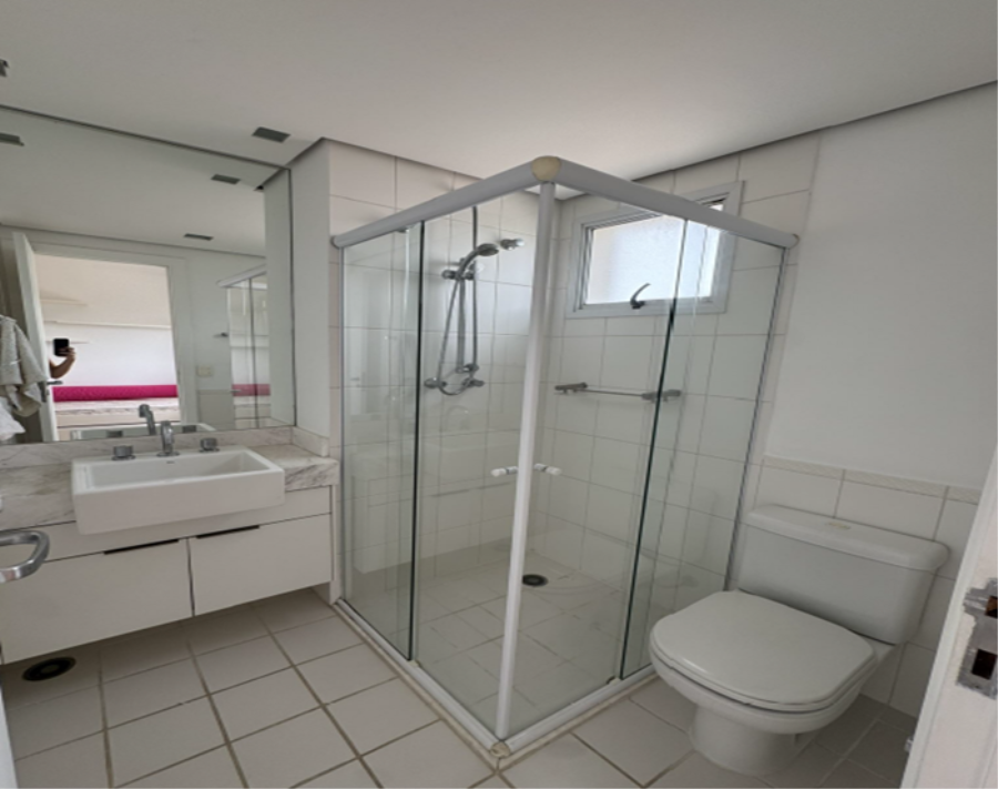 Apto. 281 - Cobertura Duplex - com 433 m2 - Santo Amaro - São Paulo - SP Apto de Cobertura - Duplex - com 433 m2 - E253, localizado em São Paulo - SP