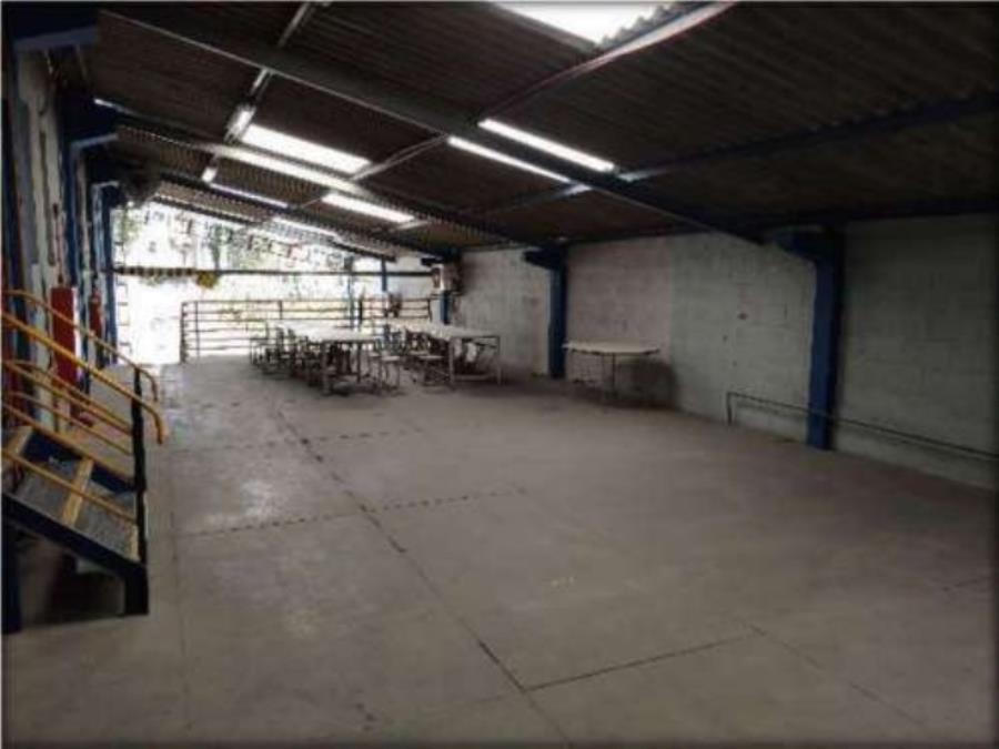 Imóvel Industrial - 1.925 m² - Ferrazópolis - SP Imóvel Industrial com 1.925 m² - SBC - SP - J061, localizado em São Bernardo Do Campo - SP, bairro Ponto Alto