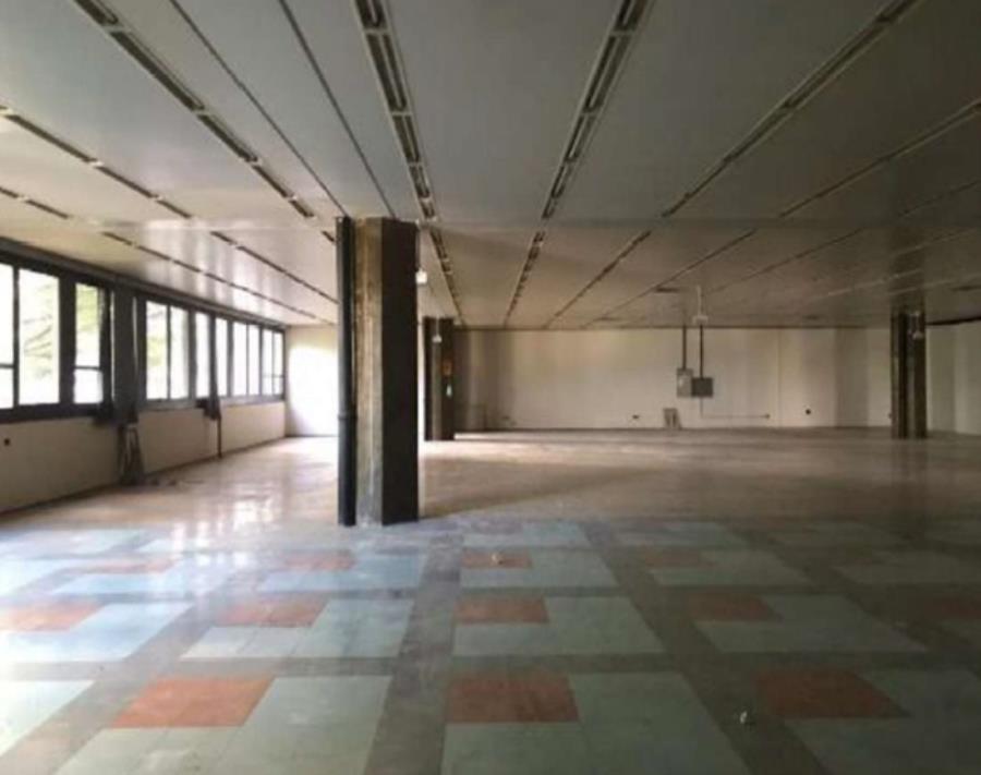 Lote 4 - Umuarama - PR - Centro - Prédio Comercial Imóveis Comerciais - Banco ITAÚ - E433, localizado em Umuarama - PR, bairro Centro