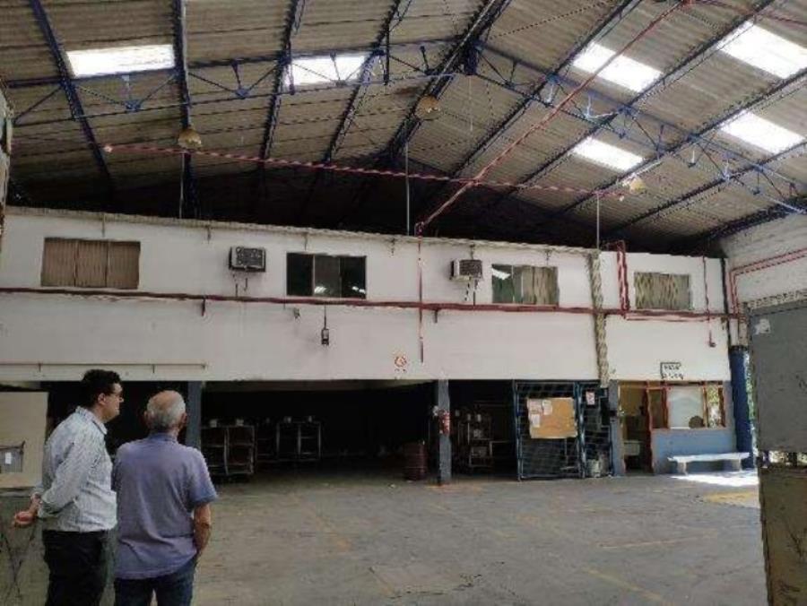 Imóvel Industrial - 1.925 m² - Ferrazópolis - SP Imóvel Industrial com 1.925 m² - SBC - SP - J061, localizado em São Bernardo Do Campo - SP, bairro Ponto Alto
