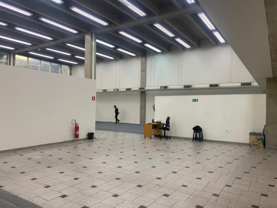 Prédio Comercial - Pq. Santos Dumont - Taboão da Serra - SP Imóvel Comercial com 1.498 m2 - Itaú - E252, localizado em Taboão Da Serra - SP